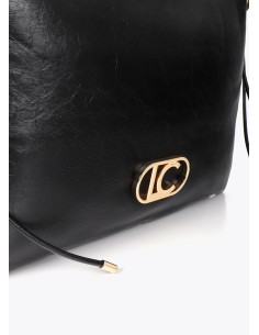 FUNDA-PORTATIL-TABLET-EFECTO-PIEL-NEGRA-ASA-MANO-ASA-BANDOLERA-LOLA-CASADEMUNT 2