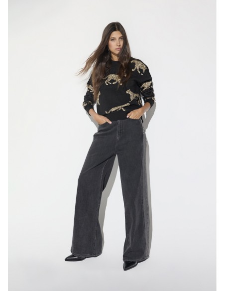 JERSEY-NEGRO-ESTAMPADO-LEOPARDOS-COLLAR-LOGO-LOLA-CASADEMUNT