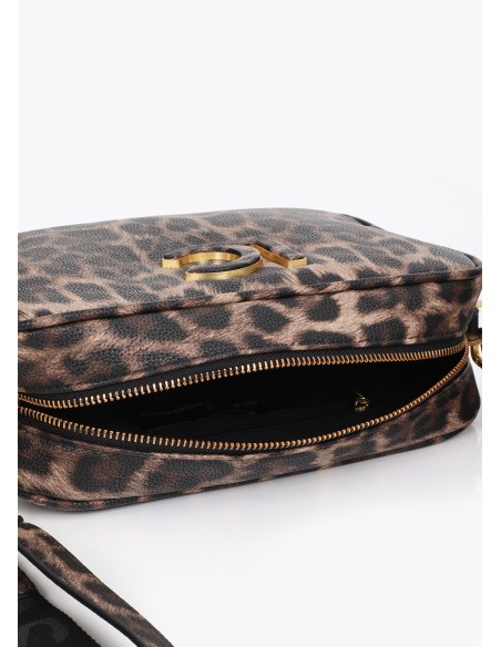 BANDOLERA-ANIMAL-PRINT-CIERRE-CREMALLERA-ASA-BANDOLERA-LOGO-DORADO-FRONTAL-LOLA-CASADEMUNT