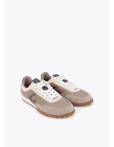 ZAPATILLAS-DIFERENTES-MATERIALES-GRS-PARDO-DETALLES-PIEL-LOLA-CASADEMUNT