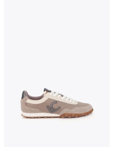 ZAPATILLAS-DIFERENTES-MATERIALES-GRS-PARDO-DETALLES-PIEL-LOLA-CASADEMUNT