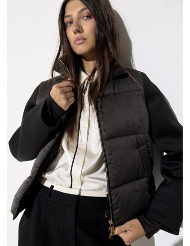 ANORAK-NEGRO-ACOLCHADO-CIERRE-CREMALLERA-STRASS-LOLA-CASADEMUNT