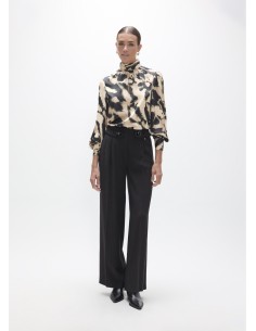 BLUSA-PRINT-MÁRMOL-CIERRE-ABOTONADO-CUELLO-LOLA-CASADEMUNT 2