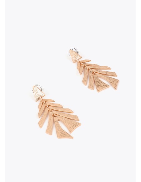 PENDIENTES-HOJAS-TEXTURA-DORADOS-LOLA-CASADEMUNT