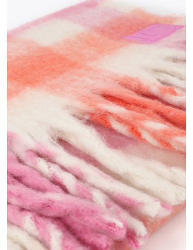 BUFANDA-MULTI-CUADROS-FLECOS-ROSA-NARANJA-CRUDO-LOLA-CASADEMUNT
