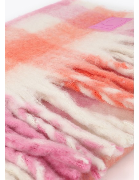 BUFANDA-MULTI-CUADROS-FLECOS-ROSA-NARANJA-CRUDO-LOLA-CASADEMUNT