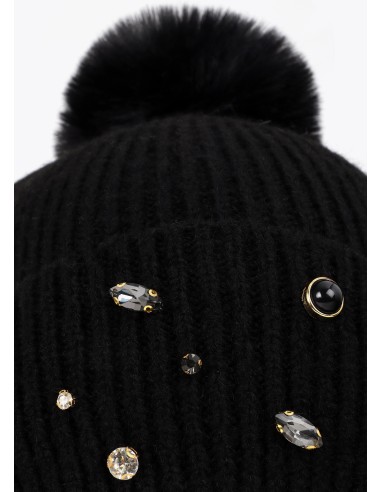 GORRO-PUNTO-PERLAS-CRISTALES-POMPÓN-LOLA-CASADEMUNT