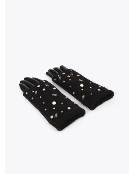 GUANTES-NEGROS-PERLAS-CRISTALES-PUNTO-ECO-CUERO-LOLA-CASADEMUNT