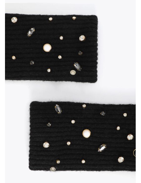 GUANTES-NEGROS-PERLAS-CRISTALES-PUNTO-ECO-CUERO-LOLA-CASADEMUNT