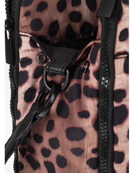 MALETÍN-ORDENADOR-3-COMPARTIMENTOS-SUPERIOR-ANIMAL-PRINT-ASA-MANO-ASA-BANDOLERA-LOLA-CASADEMUNT