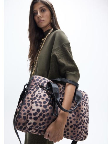 MALETÍN-ORDENADOR-3-COMPARTIMENTOS-SUPERIOR-ANIMAL-PRINT-ASA-MANO-ASA-BANDOLERA-LOLA-CASADEMUNT