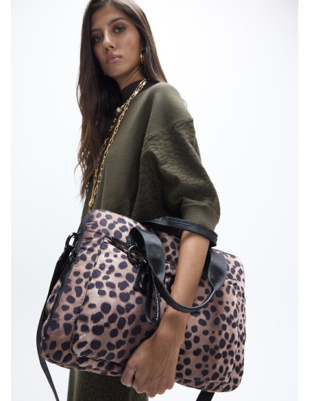MALETÍN-ORDENADOR-3-COMPARTIMENTOS-SUPERIOR-ANIMAL-PRINT-ASA-MANO-ASA-BANDOLERA-LOLA-CASADEMUNT