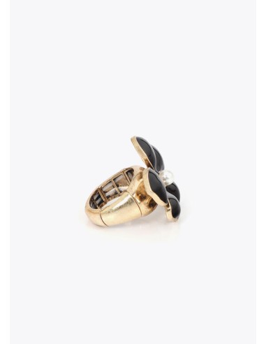 ANILLO-FLOR-LACADA-REGULABLE-PERLA-CENTRO-LOLA-CASADEMUNT