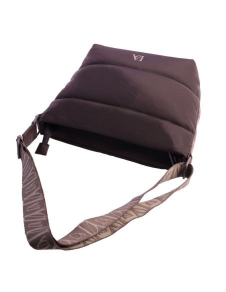 BANDOLERA-MARRÓN-ACOLCHADA-ASA-BANDOLERA-LOGOTIPADA-COMPARTIMENTO-TRASERO-DON-ALGODÓN