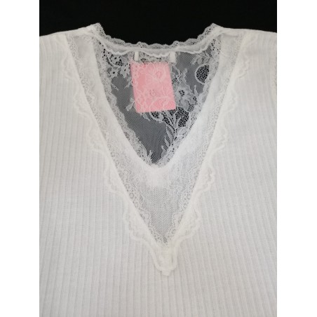 top-de-punto-detalle-puntilla-blanco-lola-casademunt