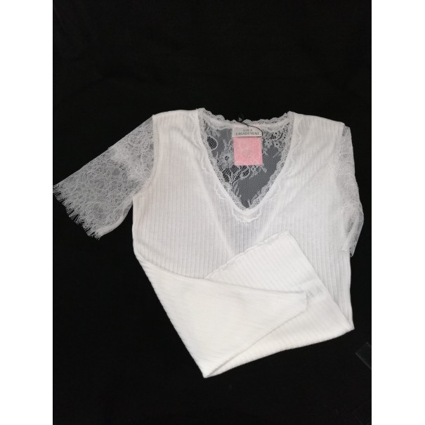 top-de-punto-detalle-puntilla-blanco-lola-casademunt