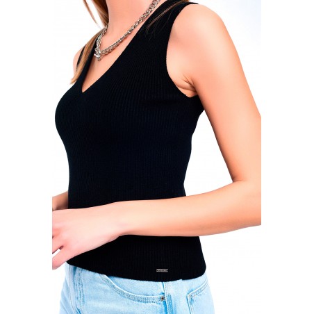 top-corto-negro-de-canale-sin-mangas