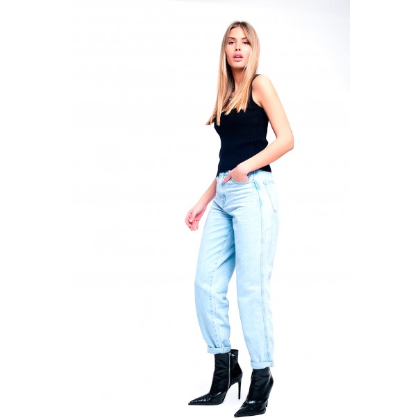 top-corto-negro-de-canale-sin-mangas