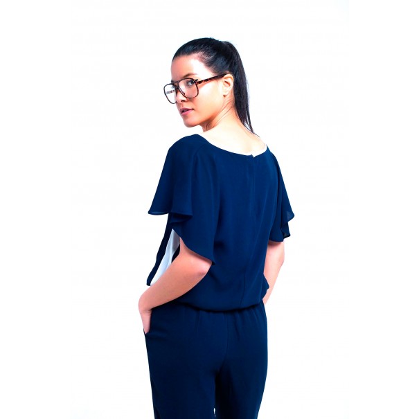 mono-azul-marino-con-manga-corta-y-detalle-de-volante