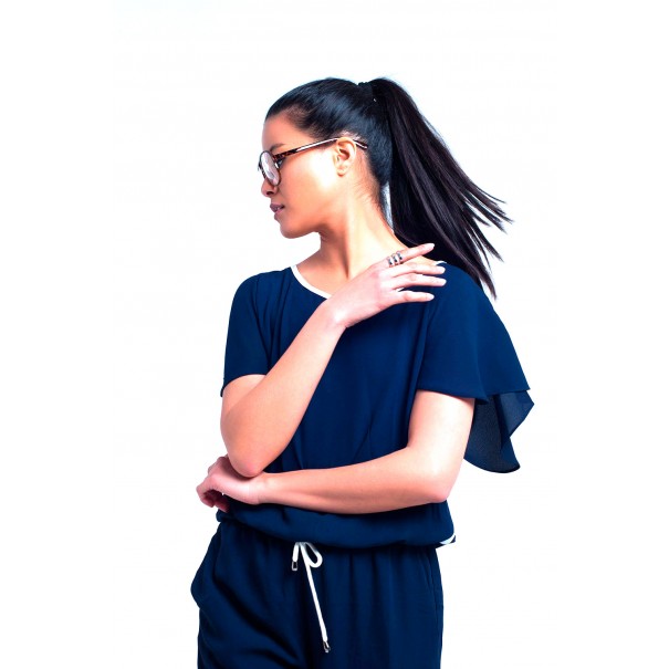 mono-azul-marino-con-manga-corta-y-detalle-de-volante