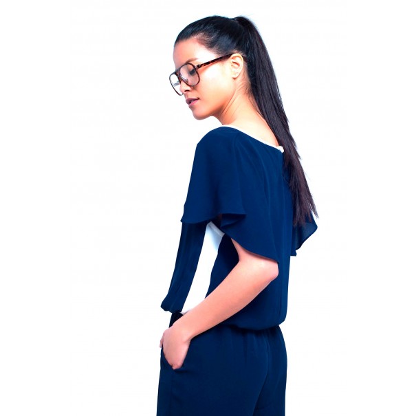 mono-azul-marino-con-manga-corta-y-detalle-de-volante