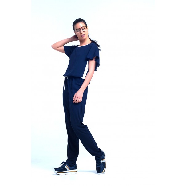 mono-azul-marino-con-manga-corta-y-detalle-de-volante