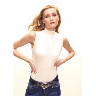 TOP-RIB-CUELLO-PERKINS-FUCSIA-SIN-MANGAS-LOLA-CASADEMUNT 2
